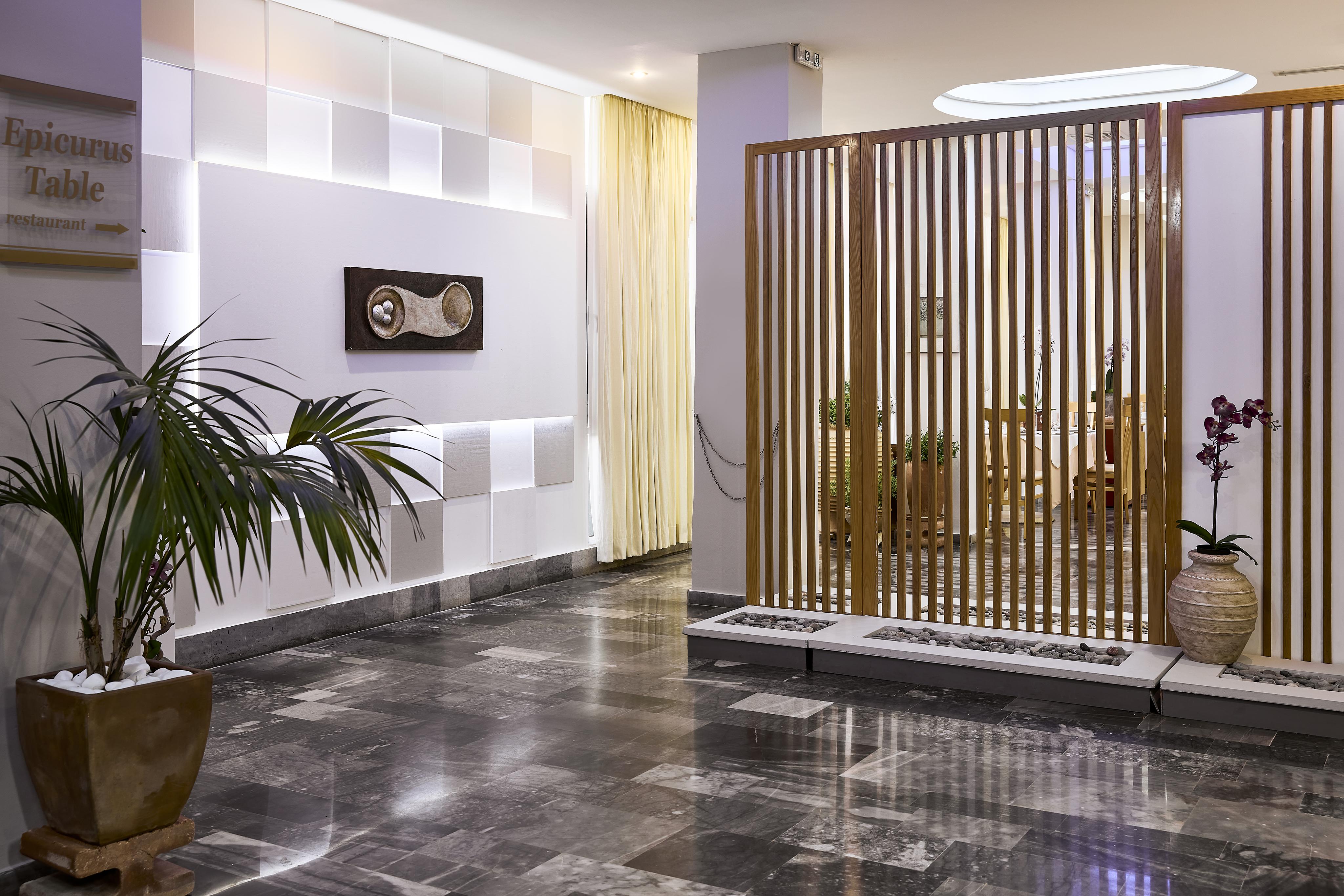 Tylissos Beach Hotel - Adults Only Ierápetra Екстериор снимка