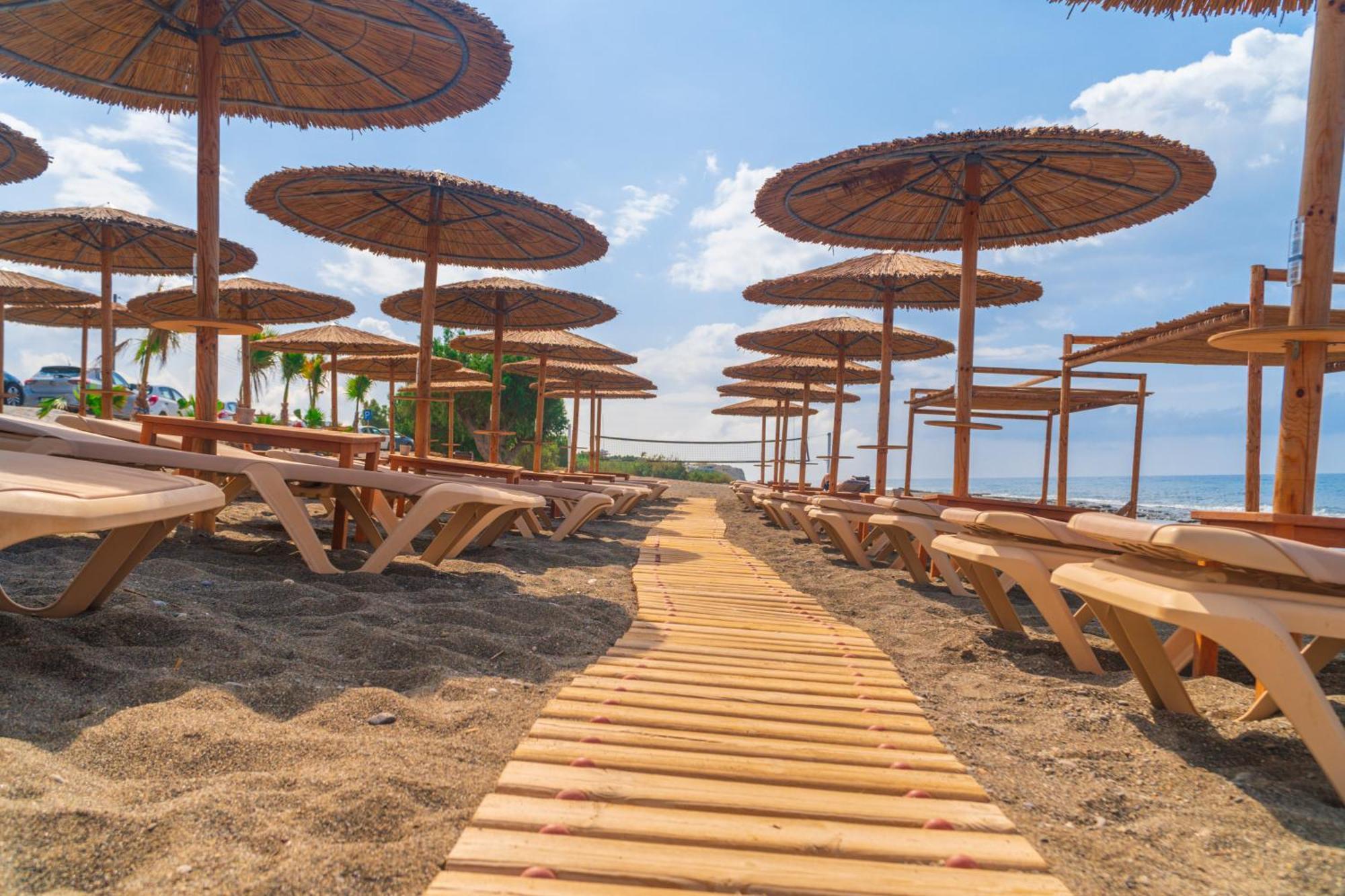 Tylissos Beach Hotel - Adults Only Ierápetra Екстериор снимка