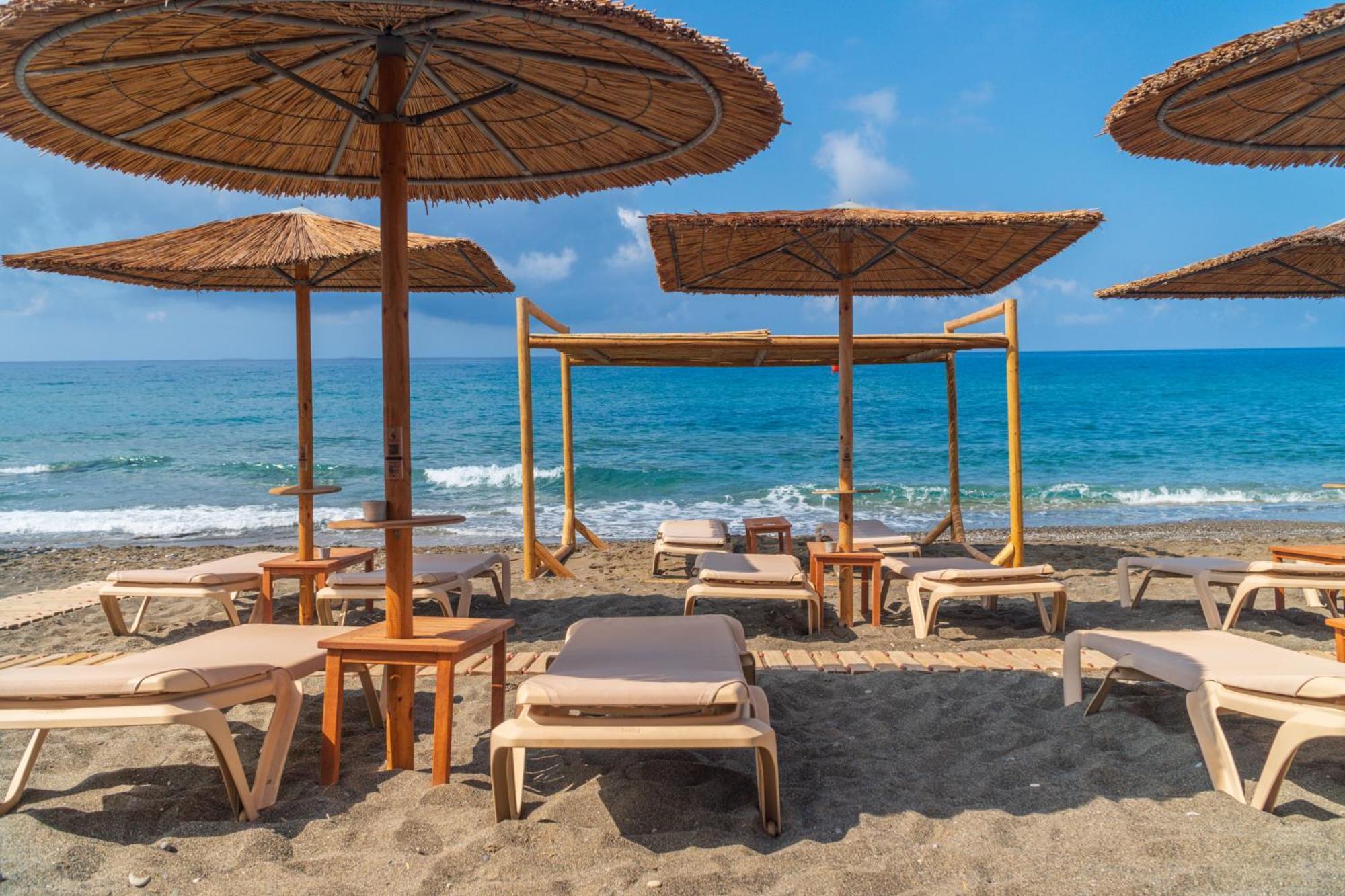 Tylissos Beach Hotel - Adults Only Ierápetra Екстериор снимка